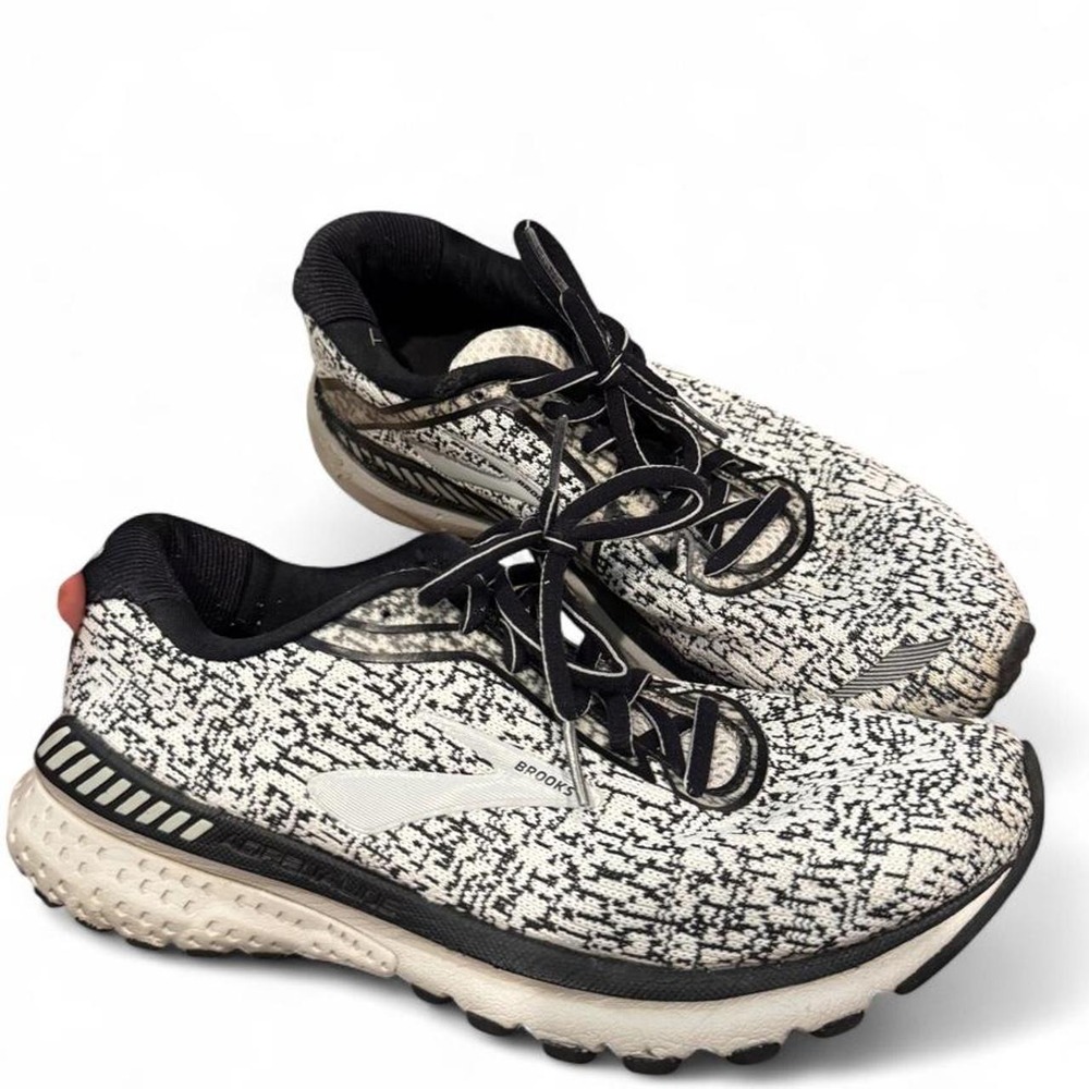 Brooks Adreneline GTS XX Black White Running Shoes